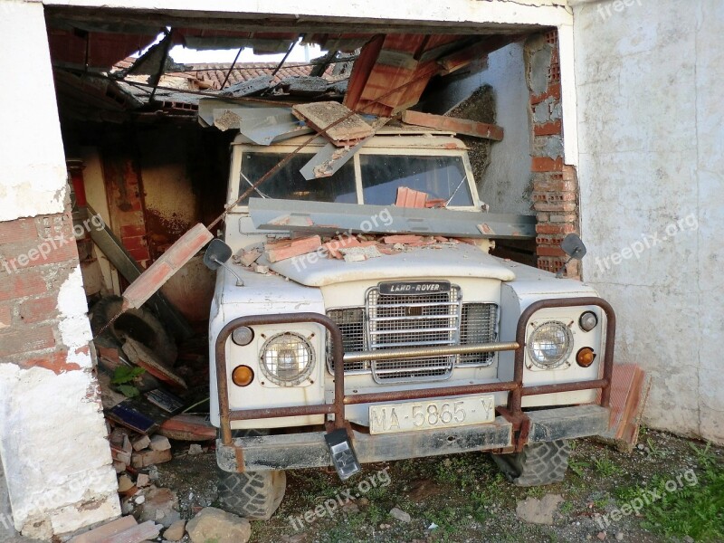 Transport Jeep Broken Car Breakdown Standing Still