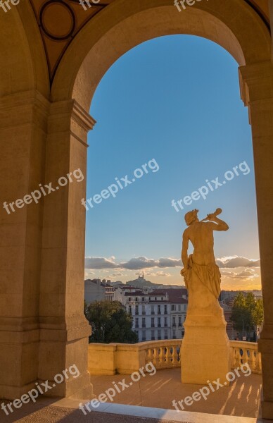 Marseille Longchamp Palais Statue Triton