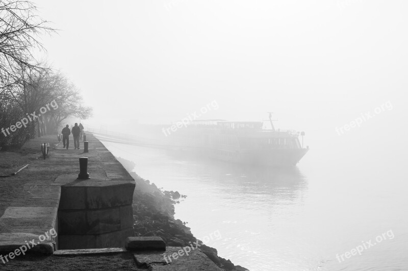 Europe Hungary Budapest Embankment City