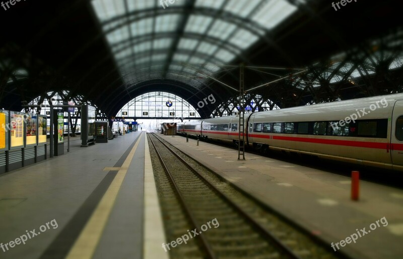 Train Railway Station Leipzig Gleise Railway Tracks