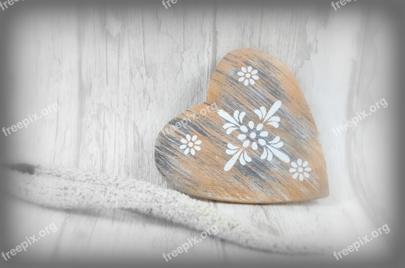 Wooden Heart Vintage Retro Rustic Wood