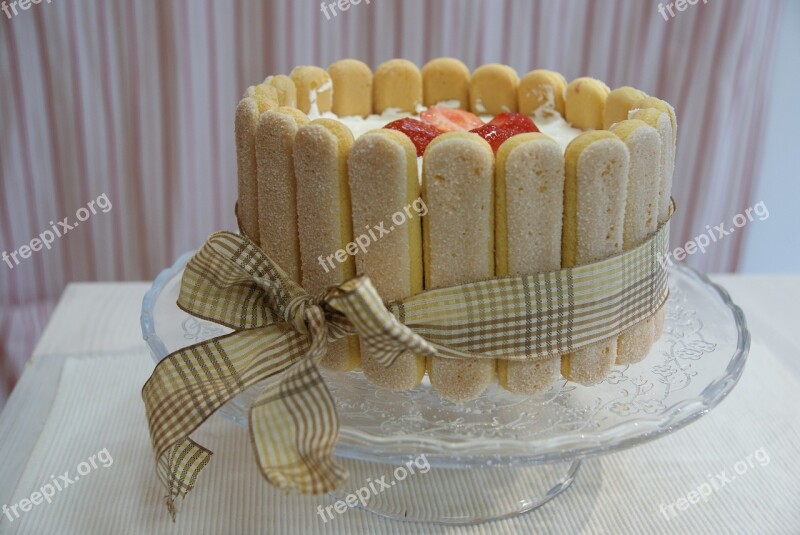 English Cake Ladyfingers Sponge Cake Strawberries