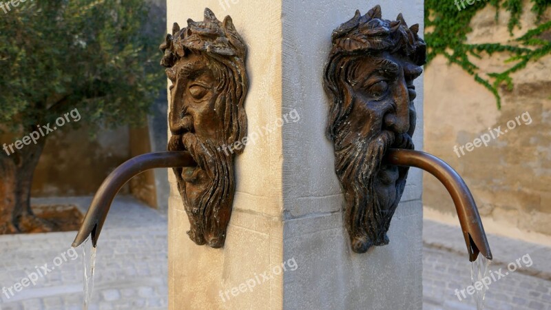 Fountain Face Bronze Uzès France