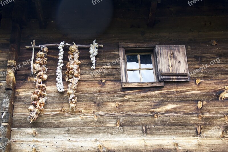 Garlic Old Village Rustic Wooden