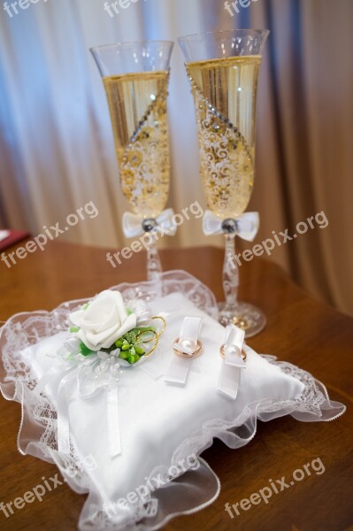 Wedding Exposure Wedding Rings Wine Glasses Champagne