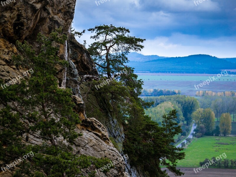 Rock Tree Devil's Wall Mountain Vision