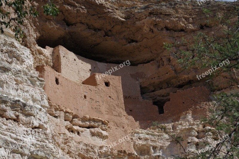 Montezuma Castle Native American Montezuma Cliff Dwelling