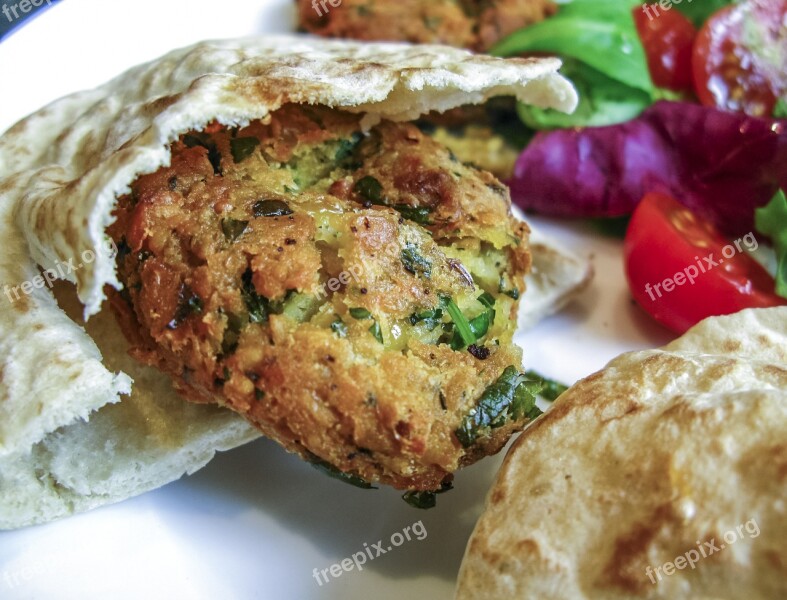 Falafel Food Pitta Bread Traditional Vegetarian