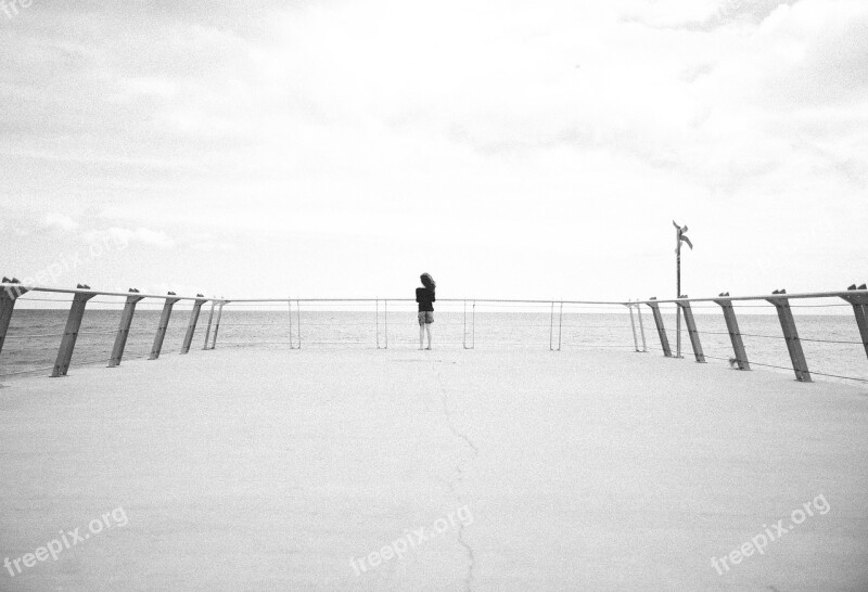 Black And White Beach Pier Relaxation Light