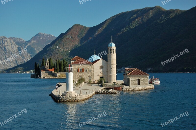 Island Temple Bay Christianity Architecture