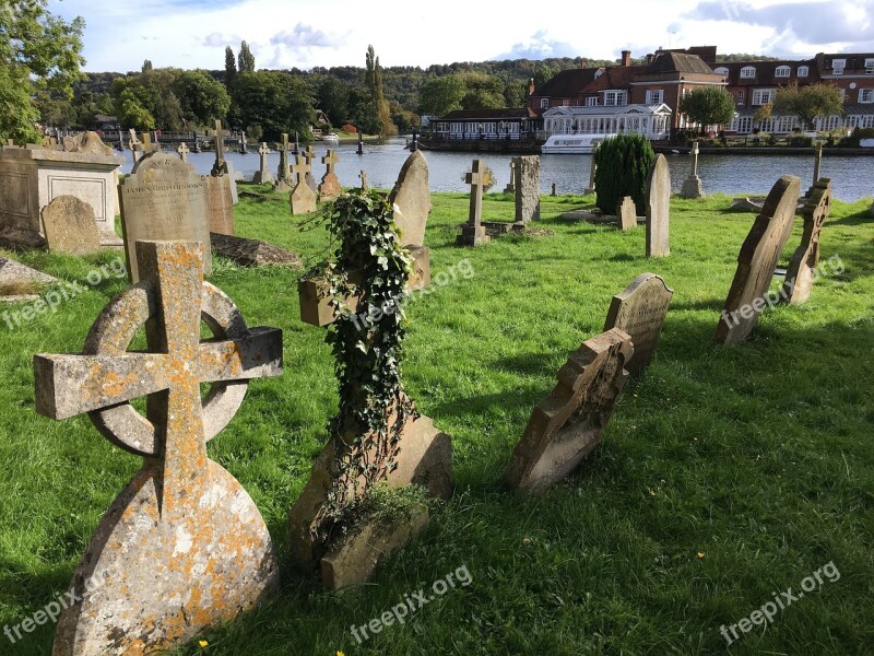 Graveyard Grave Burial Cross Cemetery