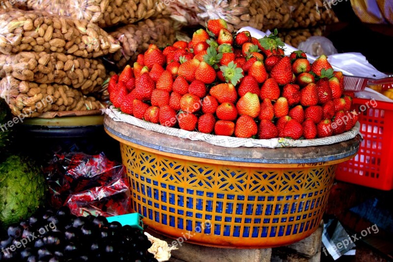 Strawberries Basket Decoration Fruits Assortment