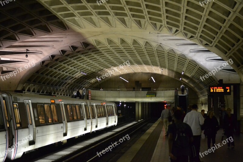 Metro Washington Dc Station Train