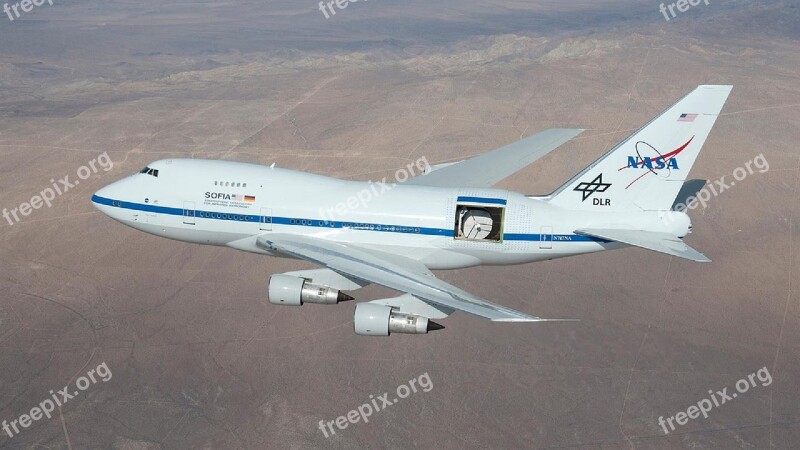 Jetliner Flying Boeing 747sp Modified Telescope