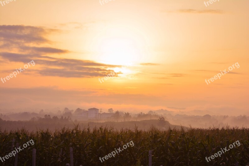 Sunrise Ye Tian In Rural Areas Sichuan Cangxi Transported Town Free Photos