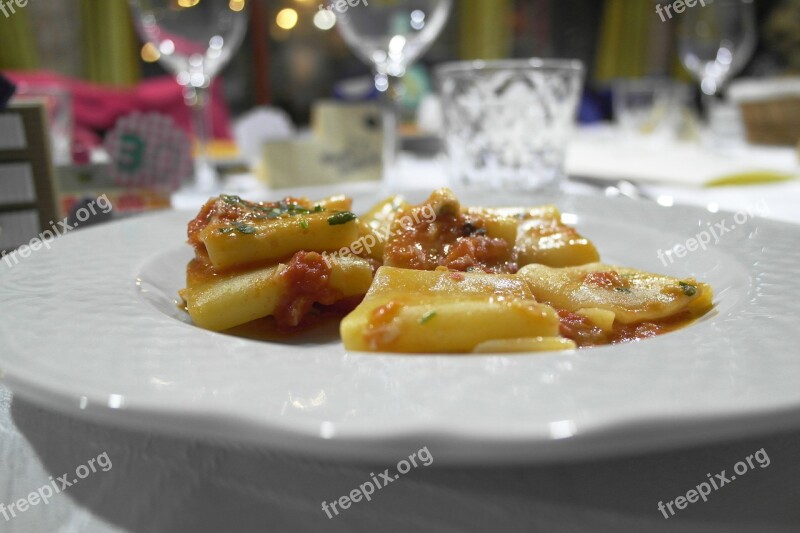 Pasta Restaurant Lunch Dinner Paccheri