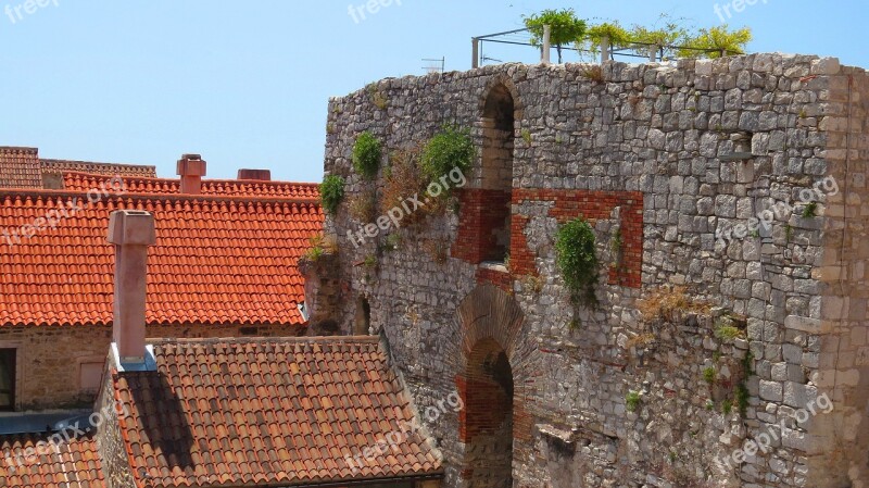 The Roofs Houses Old Houses Brick Lake Dusia