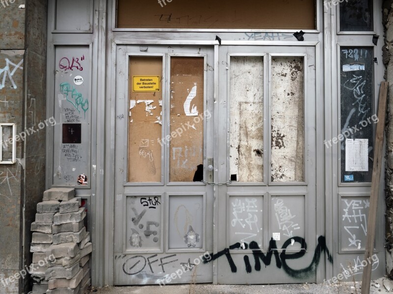 Door Old Input Demolished House Graffiti