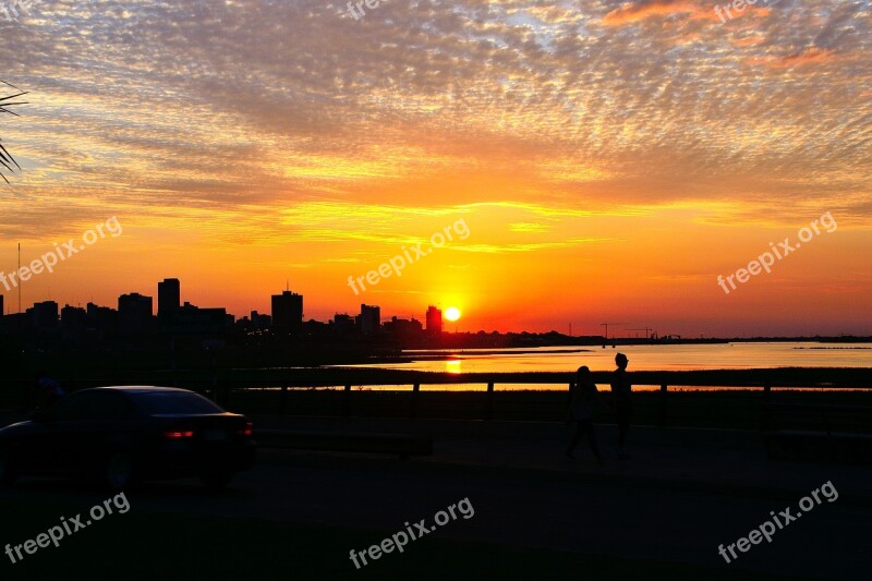 Glow Red Color Cbd Riverside Horizon