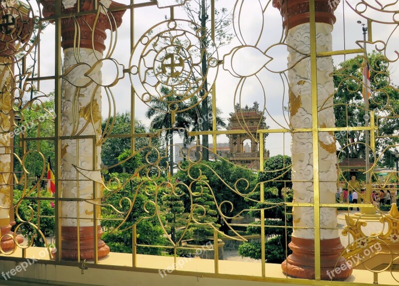 Viet Nam Temple Grid Ironwork Rune