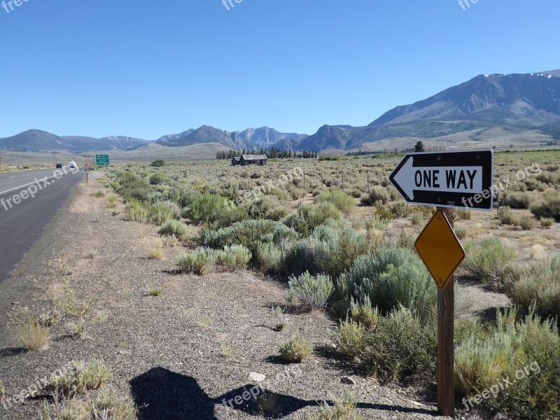 Mammoth Lake Road United States One Way Sign