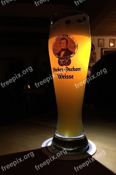 Beer Glass Pub Shadow Yellow