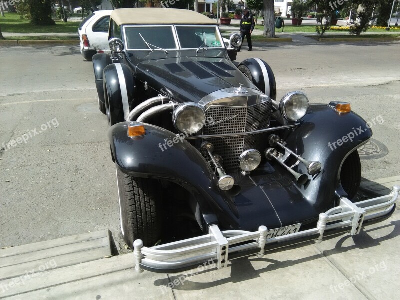 Car Lemosina Mechanical Workshop Float Wedding