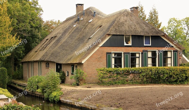 Reed Roof Built On Water Architectural Style Ostfriesisch Lonely