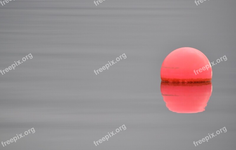 Water Red Mirroring Mood Boje