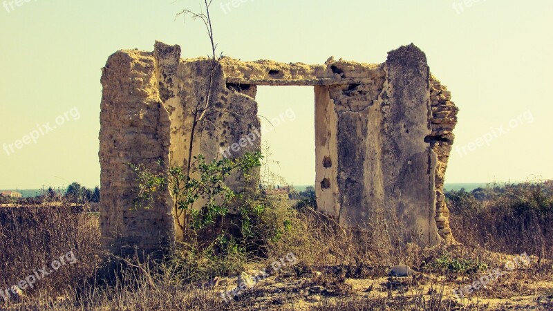 House Remains Ruin Wreck Damage