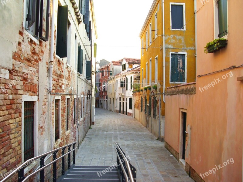 Alley Venice Italy Side Street Architecture