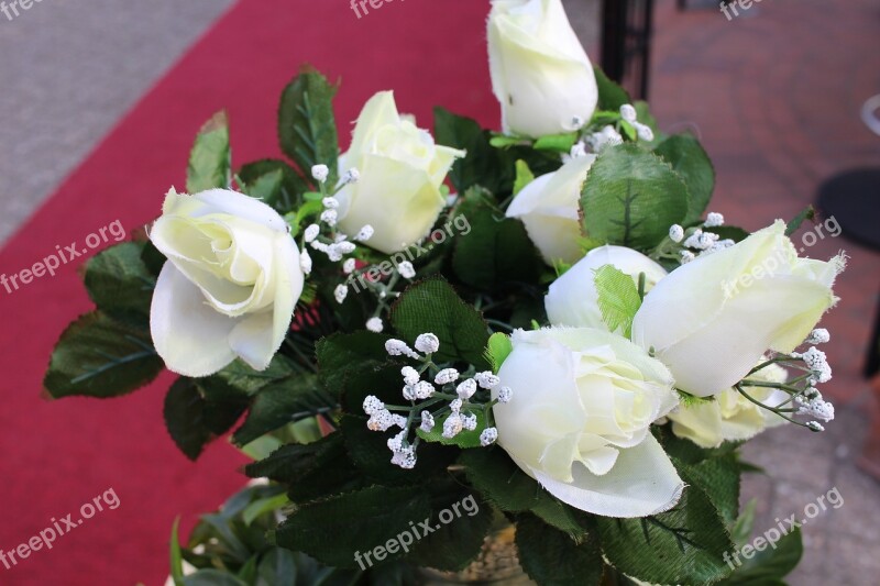 Wedding Flowers White Flowers Marry Strauss