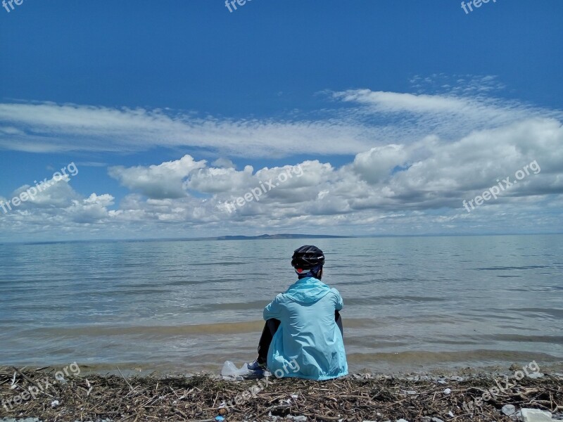 Qinghai Lake Dark Horse Township West Town People Happy