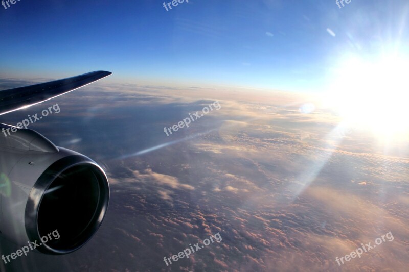 The Plane Propeller Engine Sky Wing