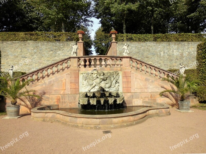 Lichtenwalde Baroque Park Fountain Water Fountain Gargoyle