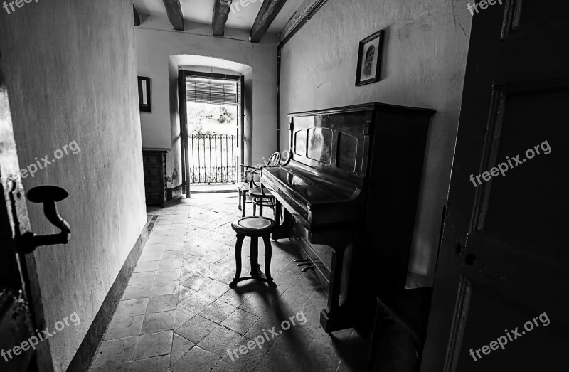 Room Abandonment Memories Free Photos