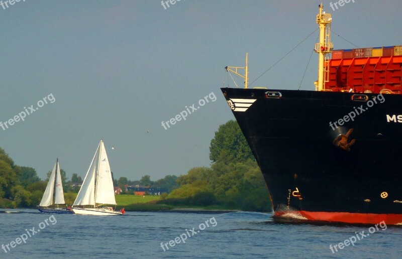 Ship Container Elbe Seafaring Port