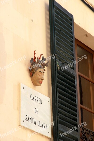 Head Figure Wall Decoration Holy Superstition