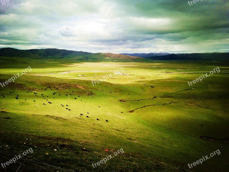 Qiang Aba Tibetan The Scenery Country