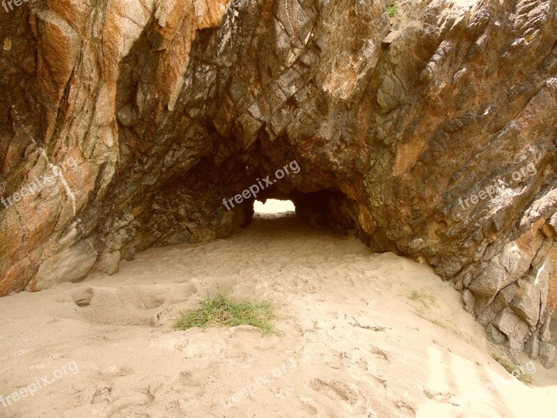 Cave Beach Coast Hole Rocks