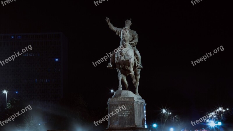 Tashkent 2017 Uzbekistan Tamerlane Monument