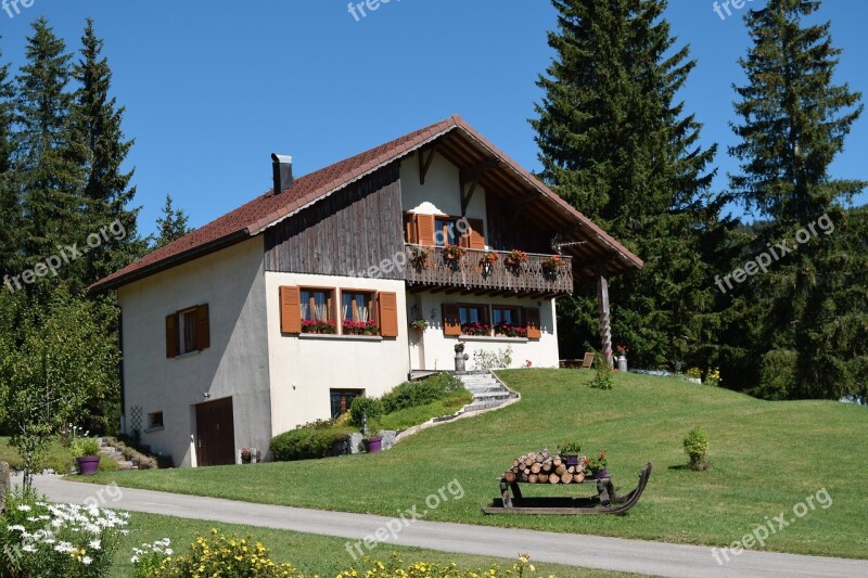 Jura Chalet Mountain House Field