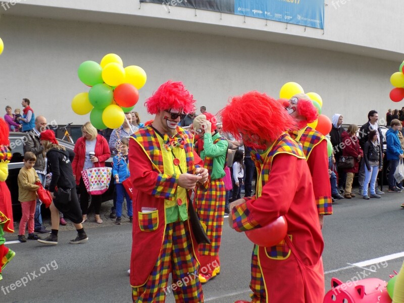 Pageant Clowns Colorful Balloons Funny