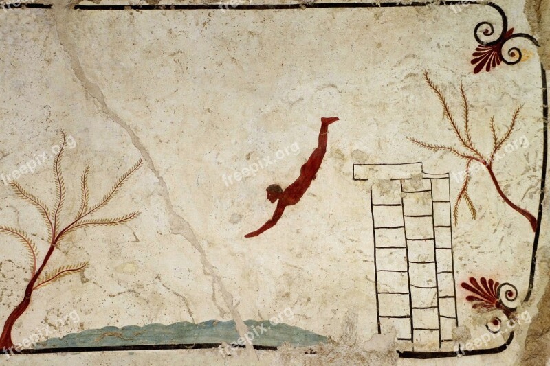 Paestum Salerno Italy Tomb Of The Diver Diver