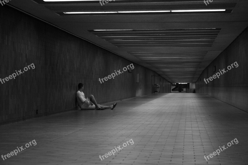 Underground Tunnel Solitude Perspective Escape