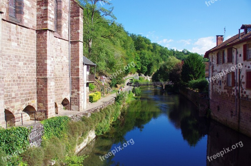 St-jean-pied-de-port Lower Navarre Basque Country Nive Bridge