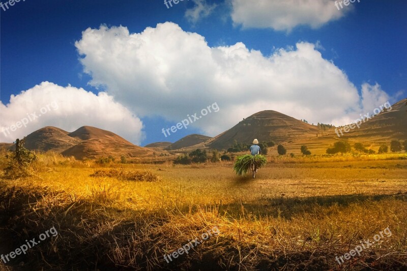 Madagascar Dune Valley Mountains Nature