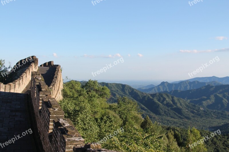 The Great Wall The Great Wall At Mutianyu China If You Are The One Blue Sky And White Clouds