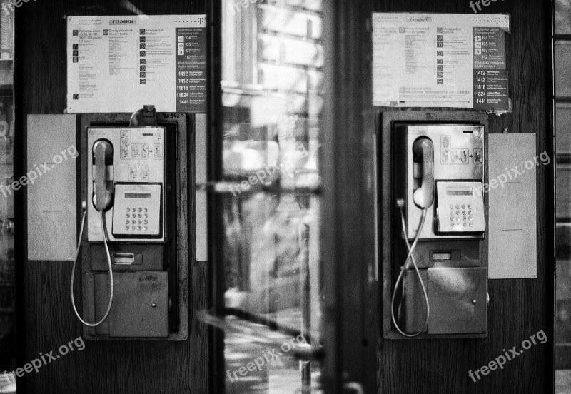 Phones Wired Old Unused Telephone