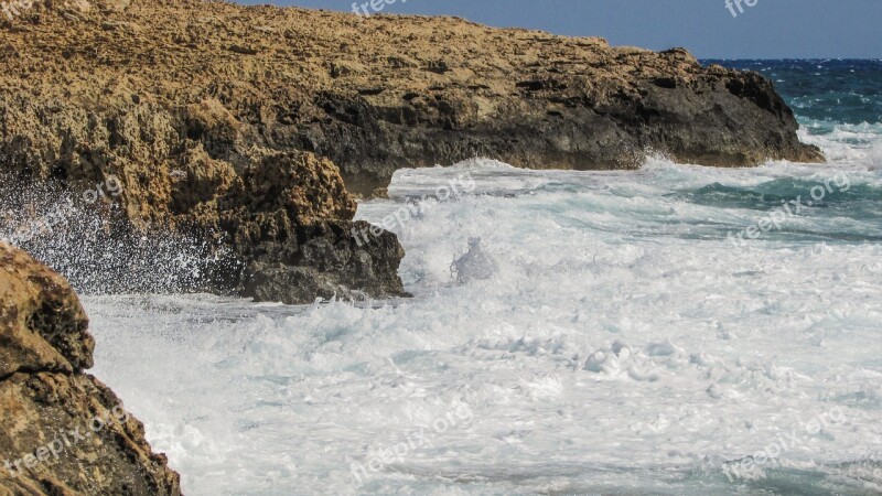 Rocky Coast Waves Splashing Crash Sea Spray